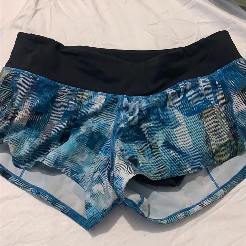 Lululemon size 6